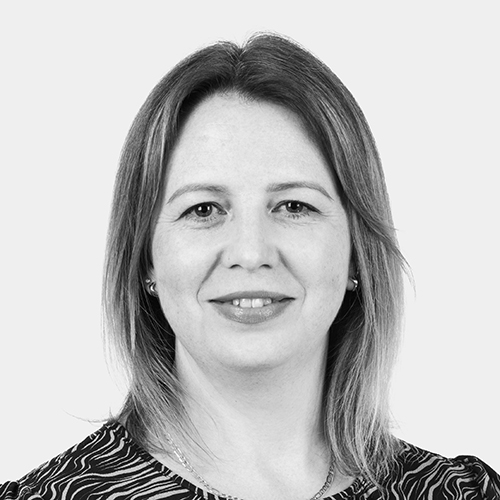 Headshot of Cath Foster