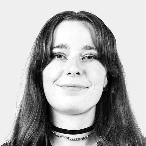 Headshot of Lola Watkins
